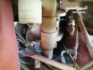  2 كونبريصة هواء ديزل 2 سلندر ماتور دوتس بحاله جيده فحص