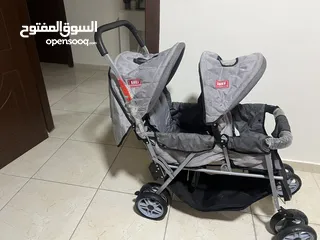  3 عرباية أطفال لطفلين ماركة بسعر مغري وكالة