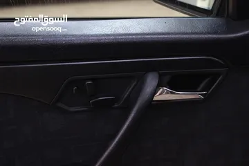  14 Mercedes Benz C200 1997