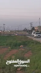  1 للبيع قطعه ارض 900م في ارينبه الغربيه بجانب الخليلي حوض الشرقي شارعين