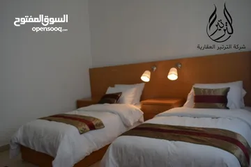  4 شقة مفروشة 120م فاخرة للايجار طابق ثالث في ارقى واجمل مناطق عمان بين فنادق 5 نجوم