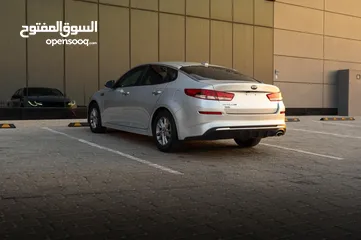  12 كيا اوبتيما للبيع