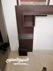  2 ديكور شاشة ثقيل  ورفوف زجاج