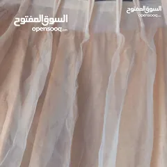  1 برداي لون ذهبي تفصيل استعمال قليل