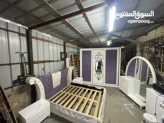  1 غرفة نوم  كامله تفصيل  خشب ساندوش   موجود في رام الله سعر2000  شامل  التوصيل