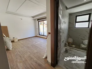  10 شقة للبيع في الصويفية ref : 14280