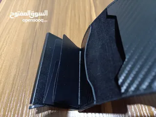  9 حافظة بطاقات معدن مع محفظة جلد مميزة لون اسود كاربون فايبر مميز