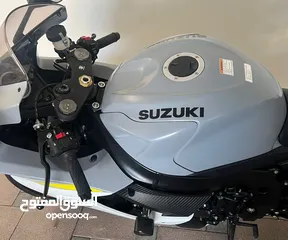  4 دراجة سوزوكي رياضية GSX-R600