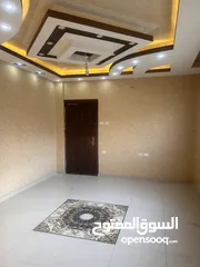  2 شقة 120 متربع للإيجار خريبة السوق بجانب مسجد ابن تيمية وحديقة ابوبكر الصديق
