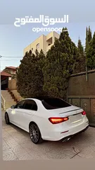  5 Mercedes E220