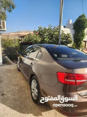 2 جتا 2015 فل إضافات مع فتحة سقف. السيارة موجودة برام الله. سعر حرق.
