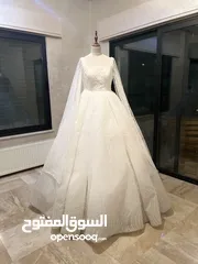  1 فستان زفاف فاخر