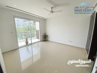  6 Marina View 2 Bedroom Apartment in Al Mouj