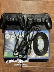  2 PS4 Used with controllers