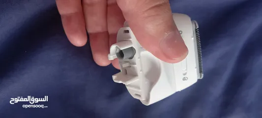  4 جهاز براون لإزالة الشعر جديد من غير كرتونة . الجهاز ليس جهاز ليزر