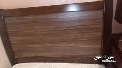  4 تخت جديد وفرشة جديدة