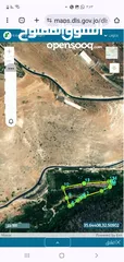  7 كرم رمان مثمر مروي من تبع ماء مساحة الكرم 8250 متر مربع على شارعين في وادي الرمان دير ابو سعيد منتج
