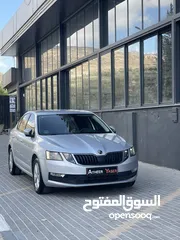  9 سكودا اوكتافيا 2020/19 بحالة الشركة فل فل عدا فتحه وعداد قليل اصلي