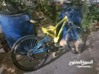  1 بسكليت للبيع 600 شيقل
