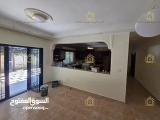  15 شقة مميزة - خلدا - 4نوم 2ماستر - ارضية - حديقة - ترس - قرب الخدمات العامة