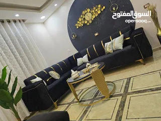 2 طقم كورنر 9 مقاعد لون أسود استعمال شهرين