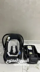  5 Graco snugride 35 car seat with base