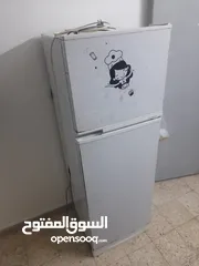  1 ثلاجه مستعمله