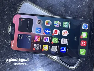  3 iPhone 12 pro Max  128  بطاريه 84 ولا شخطه