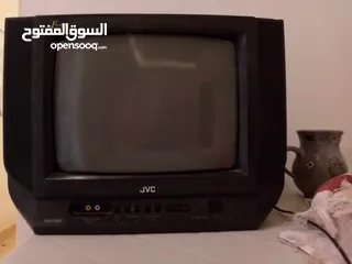  1 شاشة تلفزيون