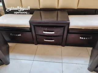 3 تخت مزدوج مع كوميديتين وملحق امامي