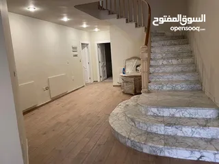  15 شقة غير مفروشة للإيجار 400م2 ( Property 17317 )-174847981