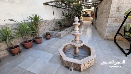  11 شقة ارضية فاخرة للبيع