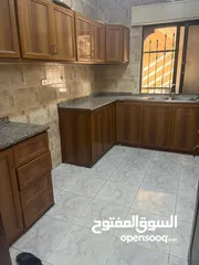  1 شقة فارغة للايجار في طبربور 2 نوم 220