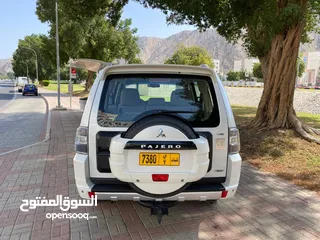  5 Mitsubishi Pajero GLS 2012 Oman vehicle For sale