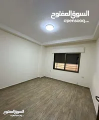  7 شقة ارضية للايجار- تشطيبات سوبر ديلوكس مع مدخل مستقل وترس امامي وكراج خاص- في اجمل مناطق الياسمين