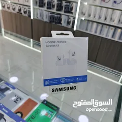  2 سمعاعات الاصليه الهونر x5  الاصليه غنيه عن التعريف تدوم اكثر من اسبوع شحن