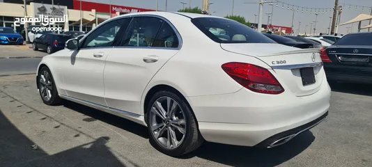  4 مرسيدس بنز C300 AMG موديل 2018 بحالة ممتازة