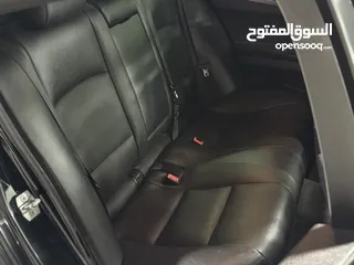  13 BMW 5 Series 528i
