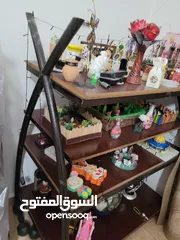  5 طاولة عرض للبيع