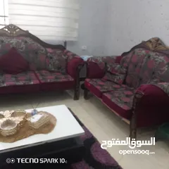  1 كنب وسجاده للبيع