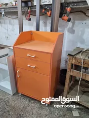  4 طاولة كاش للمطاعم والمحلات بعدة موديلات وألوان حسب الطلب توصيل مجاني لعمان والزرقاء خلال يومين
