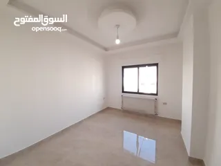  12 شقة ارضية بمواصفات مميزة بمساحة 150م+100م ترس خارجي في ابو السوس البيادر بالقرب من دوار الدفاع المدن