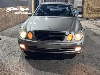  5 مرسيدس E 200 موديل 2004