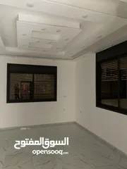  14 شبه فيلا للإيجار في ماركا الشمالية