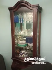  2 بوفيه تلفزيون انتيك ومميز للبيع