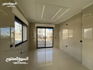  2 شقة ارضية للبيع في مرج الحمام مع ترس و بتشطيبات مميزة