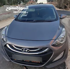  5 هيونداي i30 بحالة ممتازة جدا للبيع