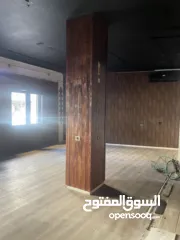  4 محلات للايجار مع المالك مباشرة عدد (2) في رام الله التحتا شارع الحسبة القديمة بجانب مخبز خلف، مساحة