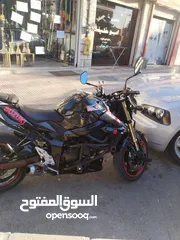  2 الدراجه جي اس ار 750 2016 ممشى 48000 مرخص لشهر 3/2026 دراجه بحاله الوكاله