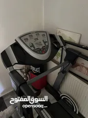  1 جهاز مشي وركض 